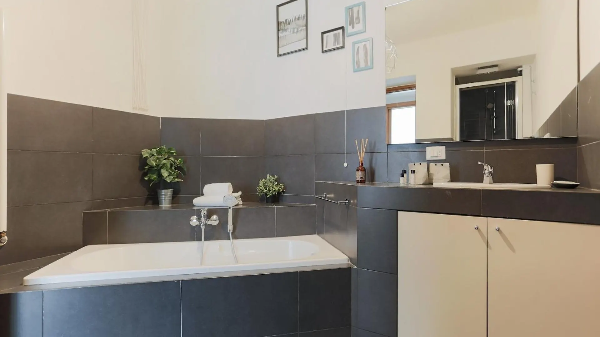 The Best Rent - Corso Buenos Aires Apartment Milan